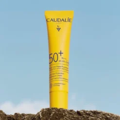 Caudalie Vinosun Very High Protection Lightweight Fluid SPF50 (40 ml)