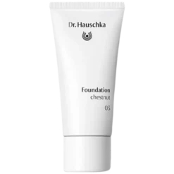 Dr. Hauschka Foundation 03 Chestnut (30 ml)