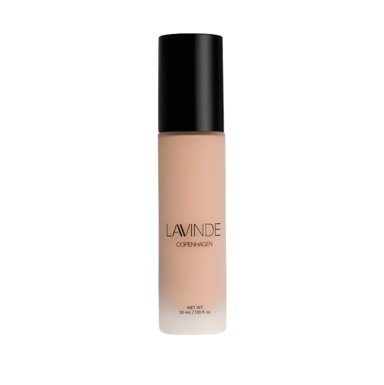 Lavinde Copenhagen Natural Glow Liquid Foundation Sand 203 (30 ml)