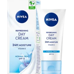 Nivea Essentials Moisturizing Dagscreme (50 ml)