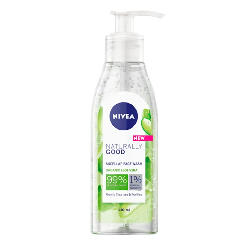 Nivea Naturally Good Cleansing Gel (140 ml)
