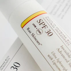 Raz Skincare Invisible Face Fluid Sun Protection SPF30 (50 ml)