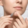 UNIQ Blackhead Tweezer Hudormefjerner Pincet (1 stk)