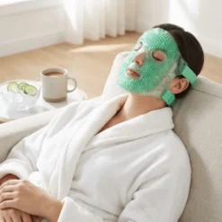 UNIQ Spa Gel Ansigtsmaske Hot & Cold Mint Green (1 stk)