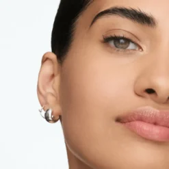 Wonderskin Hyper Bond All-Day Stay Serum Foundation Spell (30 ml)