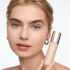 Wonderskin Hyper Bond All-Day Stay Serum Foundation Echo (30 ml)